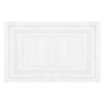 Haus Doily Calinda Rectangular 13" x 13".