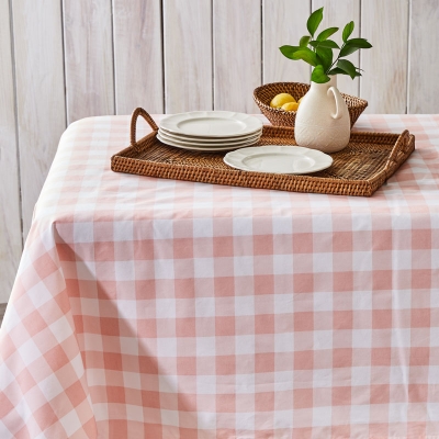 Haus Mantel Gingham Rosado 63" x 118".